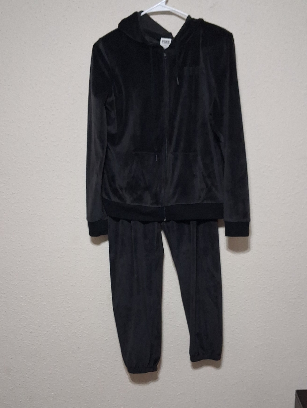 PINK Victoria's Secret Black Logo Tag Top